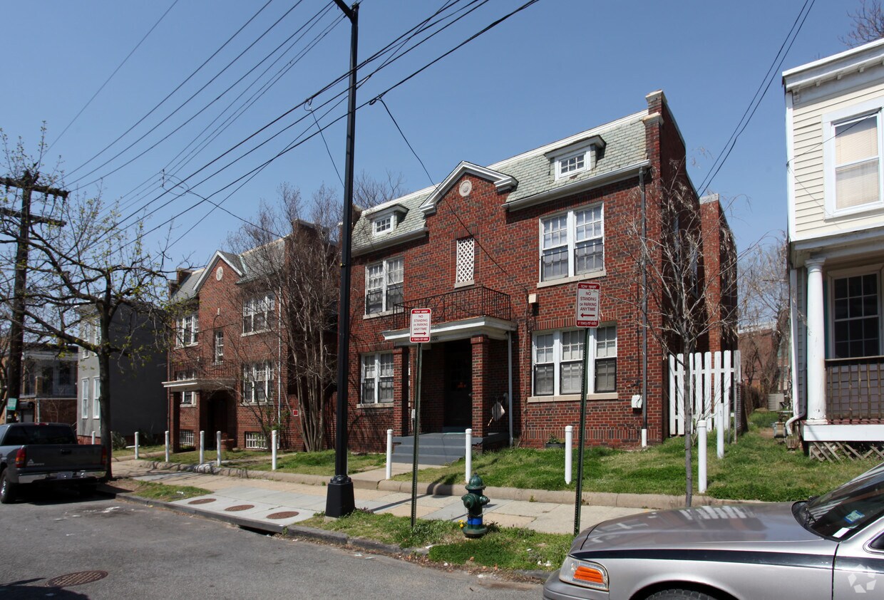Primary Photo - 1218-1222 U St SE