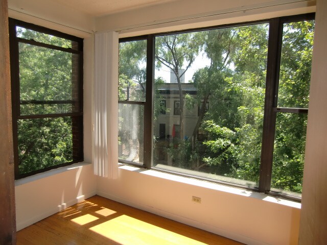 Foto del edificio - 930 W Gordon Ter