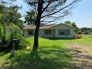 Building Photo - 210 Clower Ct