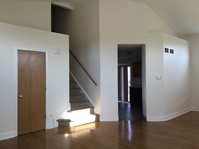 Building Photo - 2600 Mirage Avenue