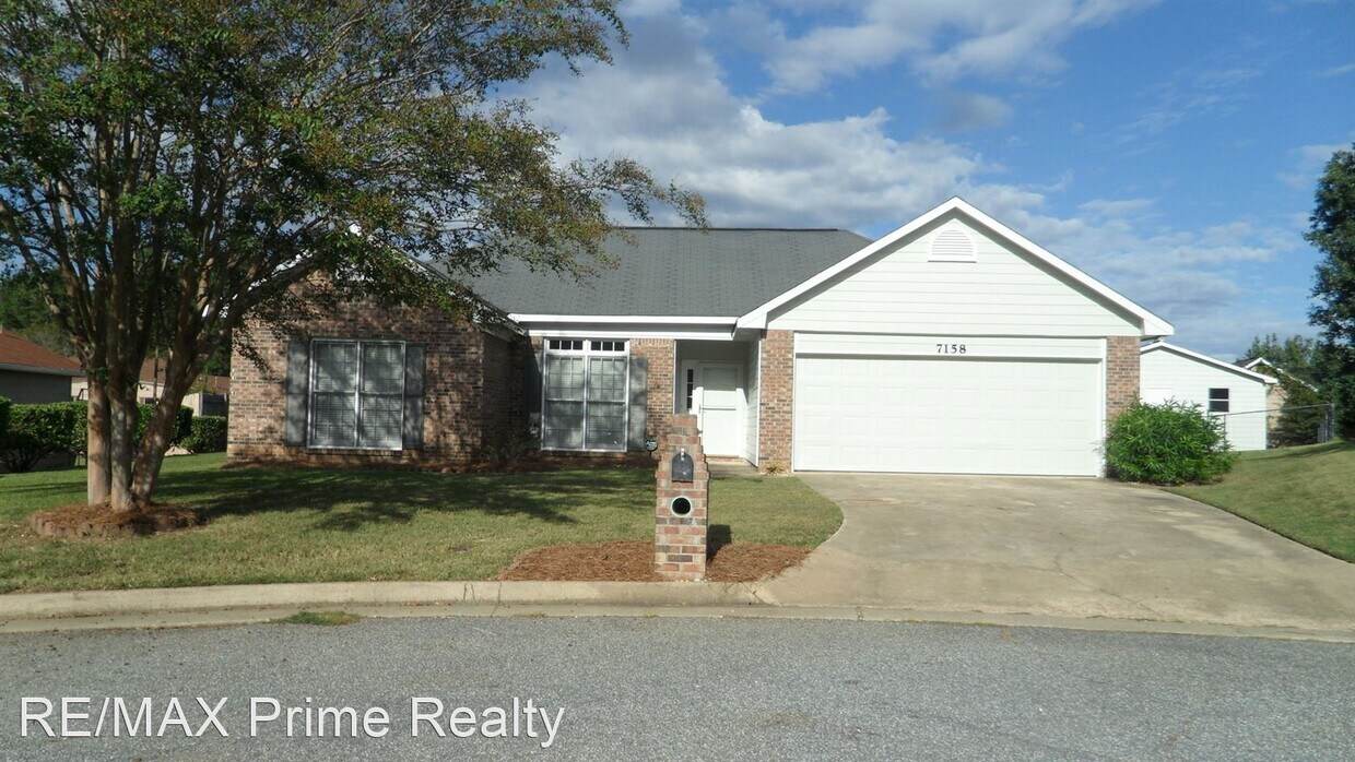 Primary Photo - 4 br, 2 bath House - 7158 Paprika Lane