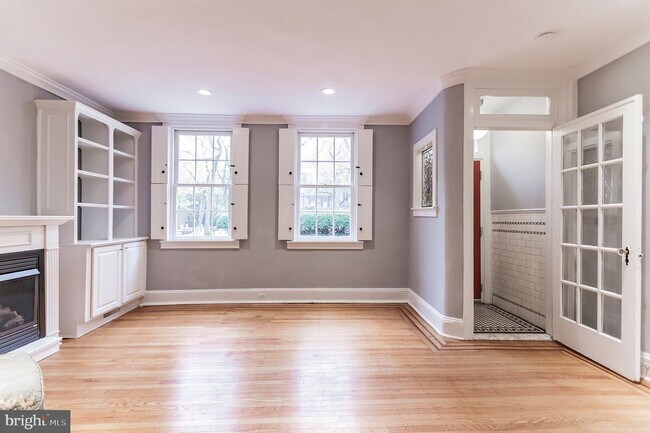 Foto del edificio - 323 Cypress St