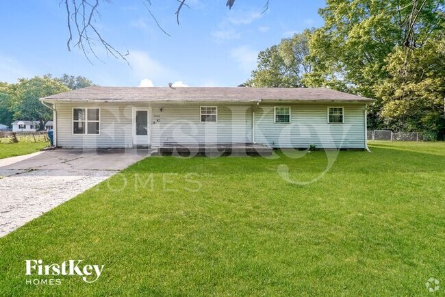 Building Photo - 3560 Bradford Dr
