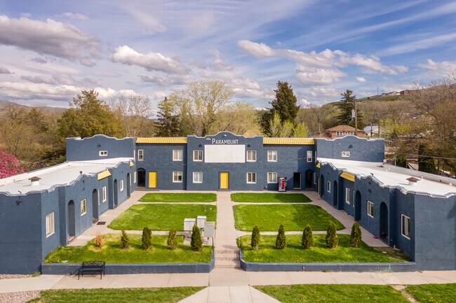 Foto del edificio - 723 W Lewis St
