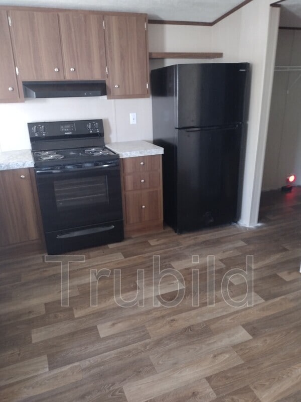 Building Photo - 92 S King Edward Ct