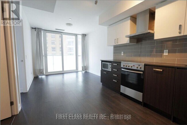 Photo du bâtiment - 125 Redpath Ave