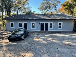 Building Photo - 3405 12th Ave