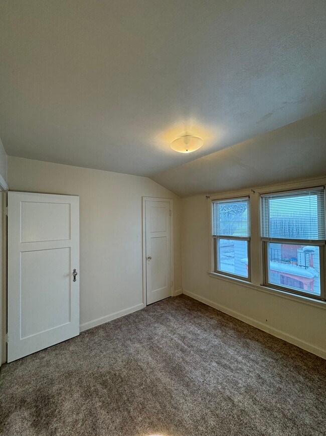 Foto del edificio - 5733 W Fillmore Dr