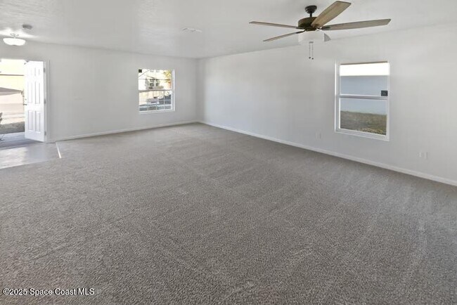 Foto del edificio - 11306 Magnolia Ridge Rd