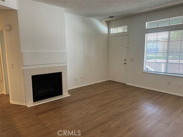 Foto del edificio - 16500 Dundee Ct
