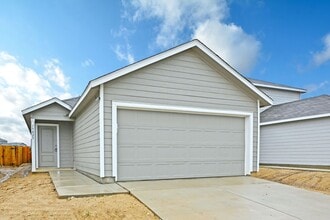 Building Photo - 15023 Azzurro Stone