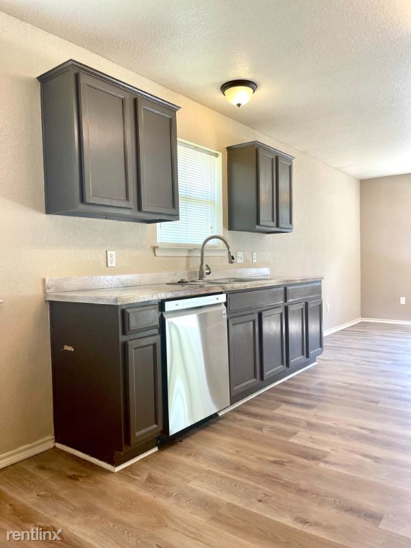 Building Photo - 4 br, 2 bath House - 10812 Lilry Rd