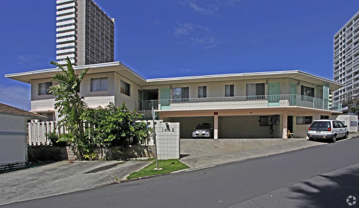 Building Photo - Victoria Apartments