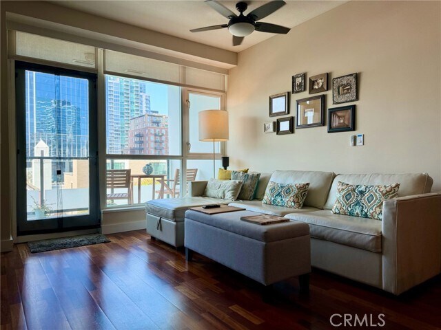 Foto del edificio - 325 Seventh Ave