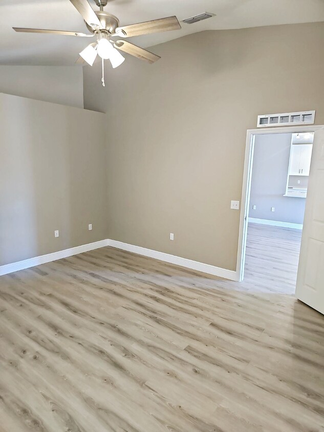 Building Photo - 13505 Mango Bay Dr