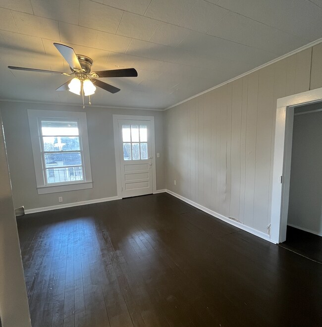 Foto del edificio - 720 Gra