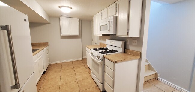 Building Photo - 5295 S 1760 W