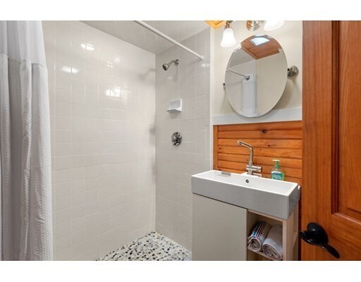 Foto del edificio - 6 N Hudson St