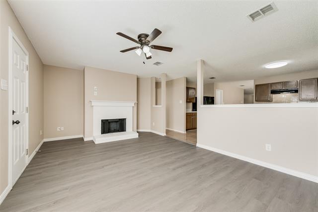 Building Photo - 602 Ambarella St