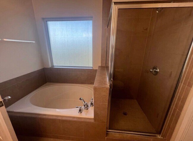 Foto del edificio - 332 Kahlo Loop