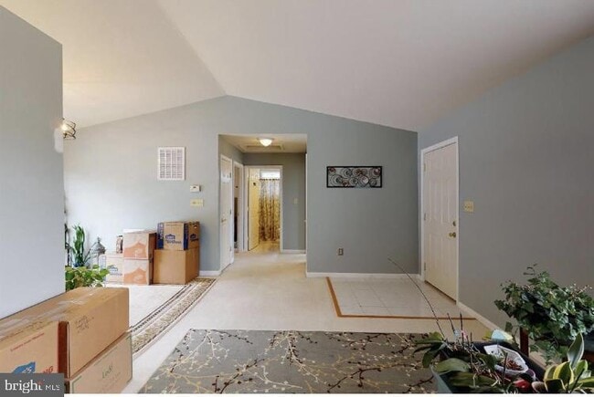 Building Photo - 5850 Ketch Rd