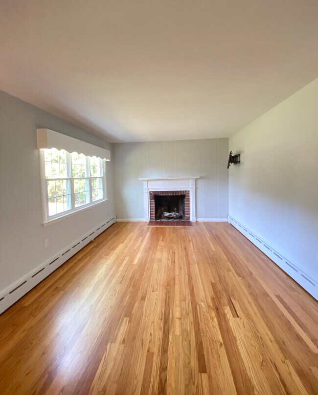 Living Room - 960 Wolf Hill Rd