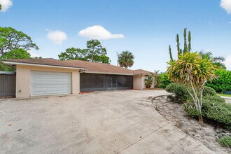 Building Photo - 14965 Palmwood Rd