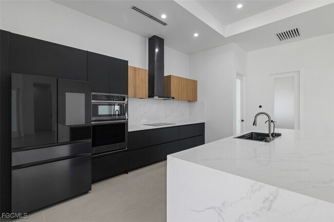 Foto del edificio - 4333 SW 16th Pl