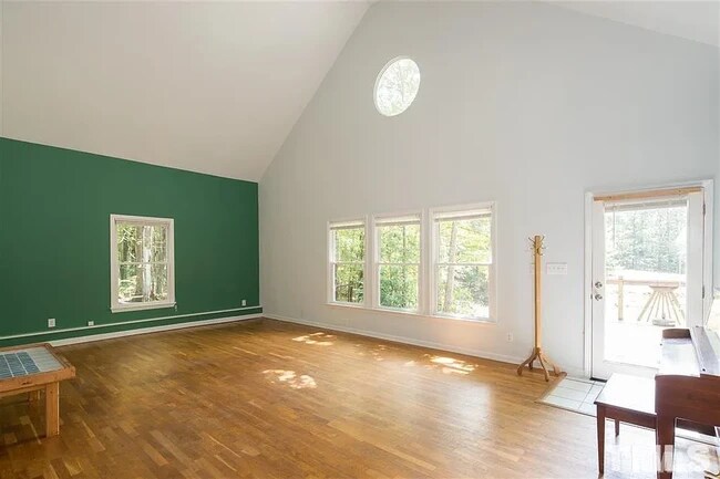 Building Photo - 342 Calico Dr