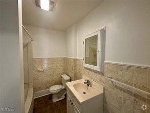 Building Photo - 254 Grand Ave