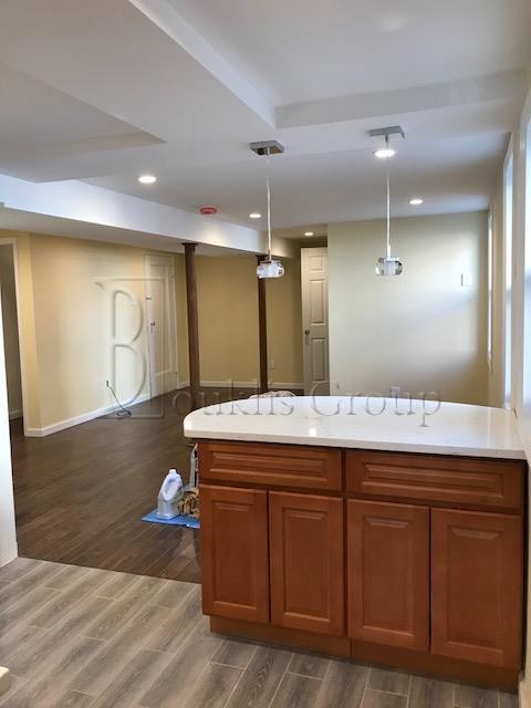 Foto del edificio - 2411 Crescent St