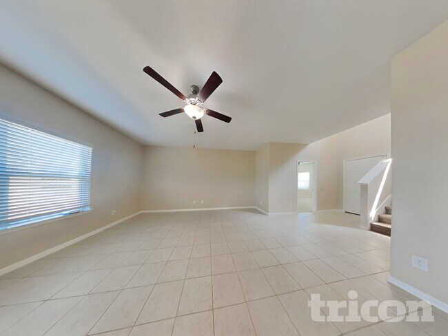 Foto del edificio - 692 Totem Trail Dr