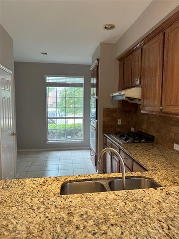 Foto del edificio - 7816 Creekway Ct