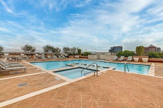 Building Photo - 330 Las Colinas Blvd E