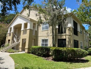 Building Photo - 11 Arbor Club Dr