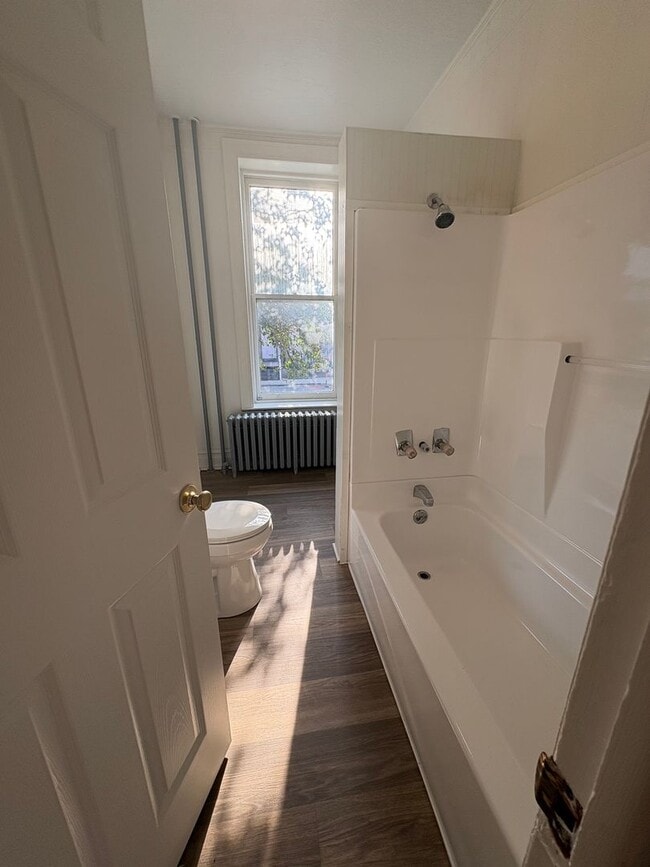 Foto del edificio - Available Now! 1 bedroom apartment.