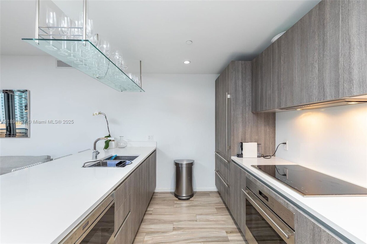 Photo - 801 South Miami Avenue Apt #1704, Miami, FL 33131 - 3 BR 3 BA condo