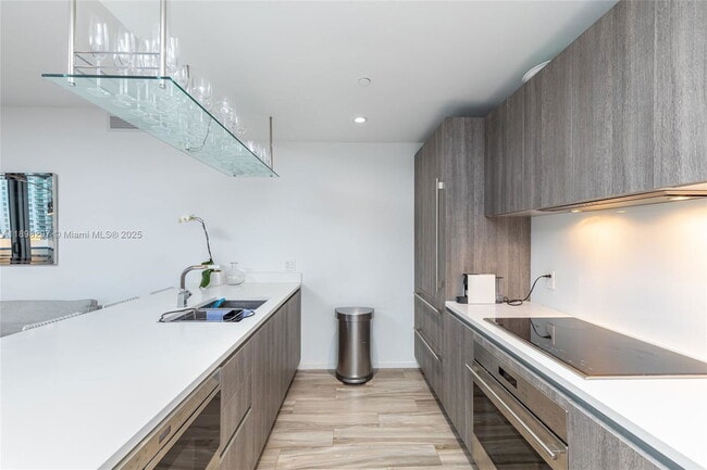 Photo - 801 S Miami Ave Apartment