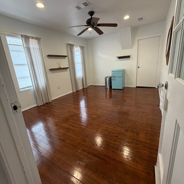 Building Photo - 520 W 14th St