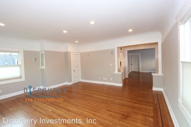Building Photo - 3 br, 2 bath House - 1627 62nd St.