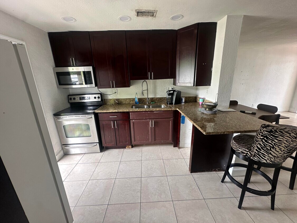 Foto principal - 1511 NE 32nd St