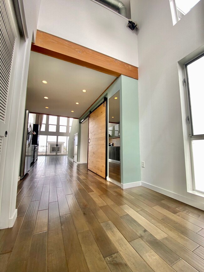 Foto del edificio - 4215 Glencoe Ave