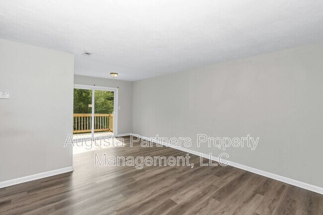 Building Photo - 2114 Vandivere Rd