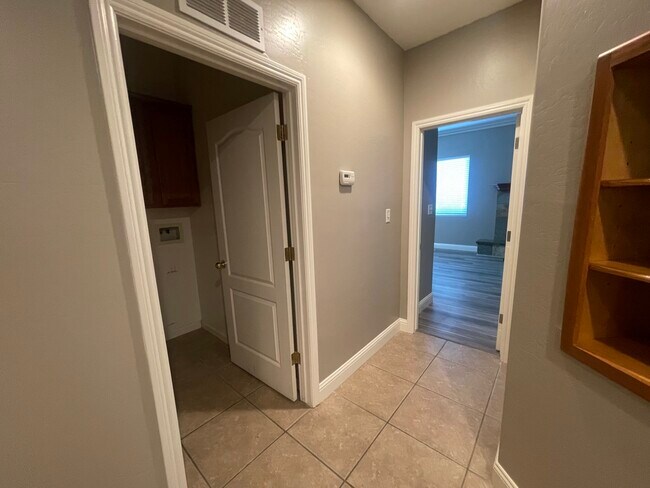 Foto del edificio - 11104 Chappellet Ct