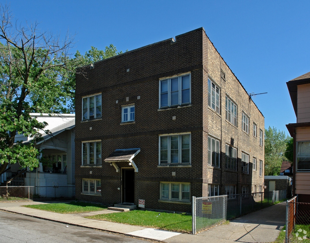 Primary Photo - 258 E Carroll St