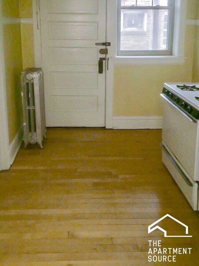 Foto del edificio - 3817 N Lawndale Ave