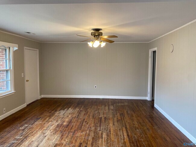 Building Photo - 322 Honea Ln