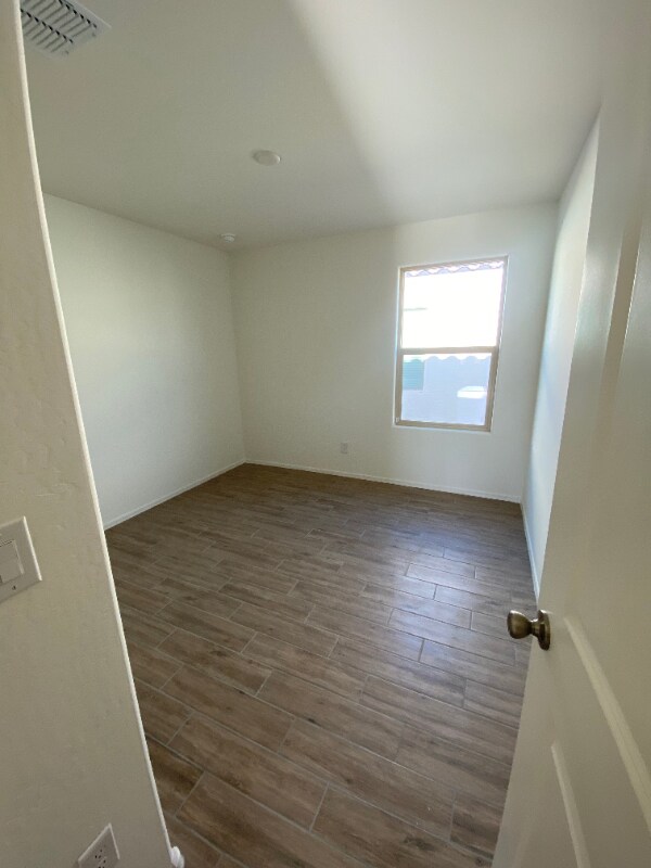 Building Photo - 1639 W Pima Ct