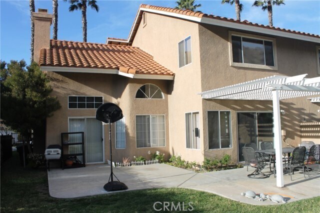 Building Photo - 815 S Shanada Ct