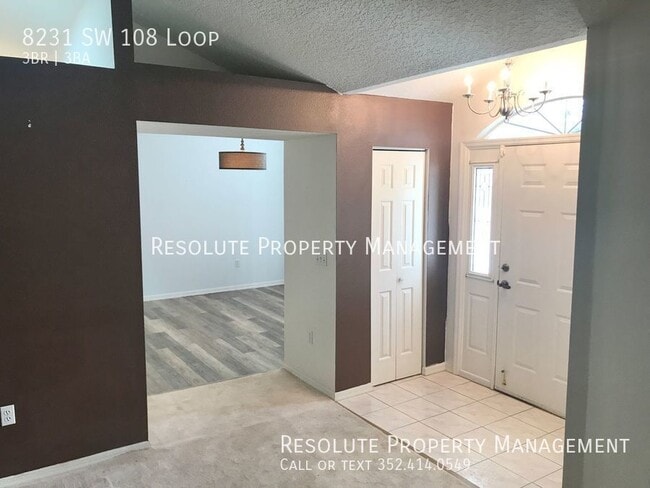 Building Photo - 55+ Community - 3 Bedroom, 3 Bath